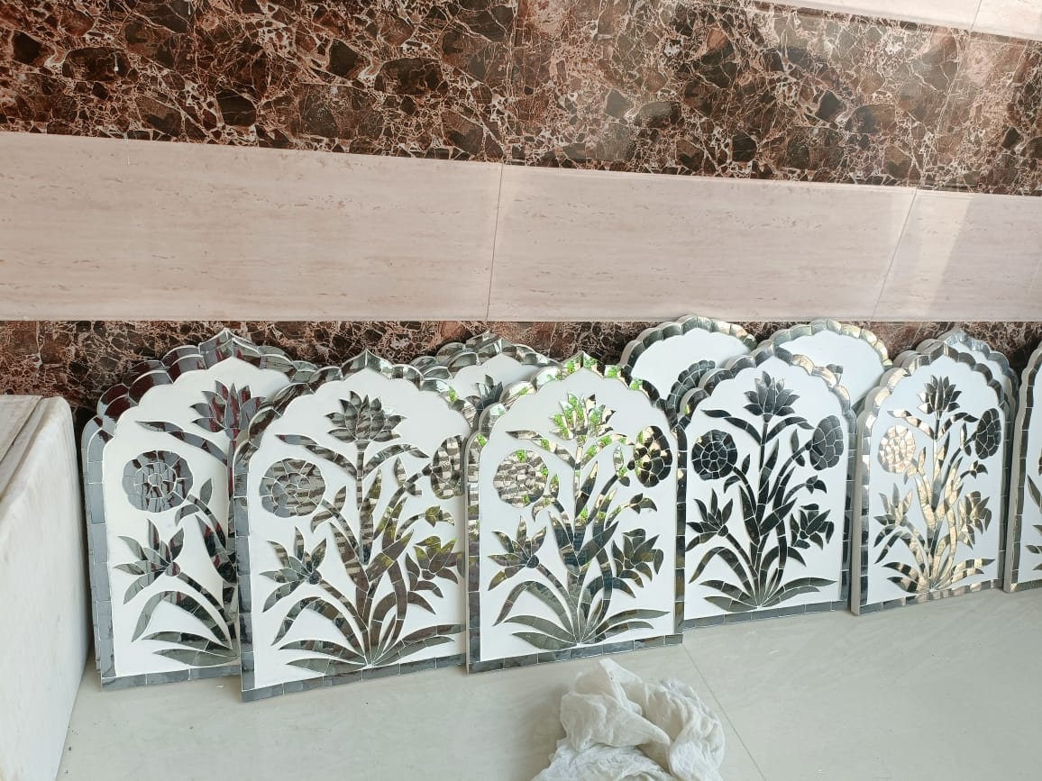 Thikri Art a palace in Jaipur — Jaipur Gold Leaf